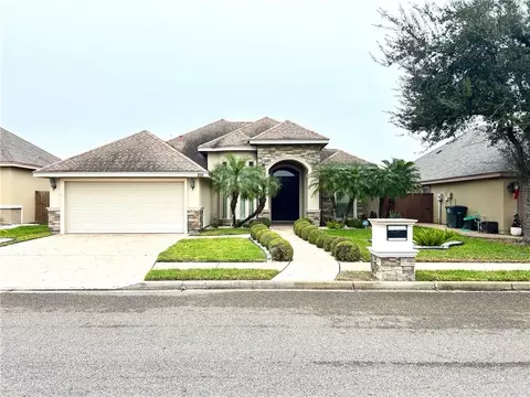 2111 Solar Dr, Mission, TX 78574