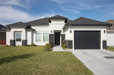 910 Bella Ave, Alamo, TX 78516