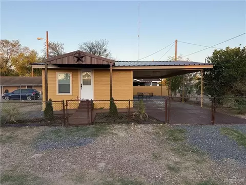 302 N Madrigal St, Roma, TX 78584