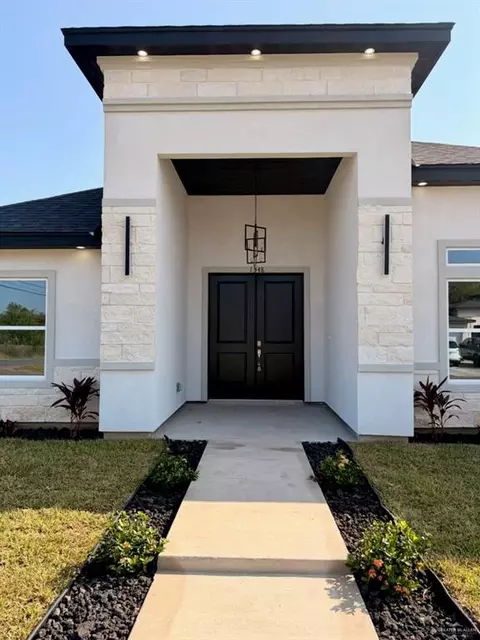 1348 13th St, Alamo, TX 78516