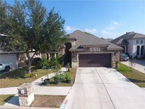 2007 Kingfisher Ln, Mission, TX 78572
