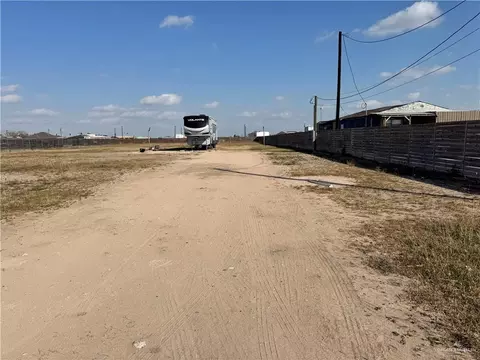 15624 Cavargna Dr, Elsa, TX 78542