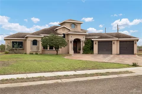 826 Coyote Dr, Rio Grande City, TX 78582