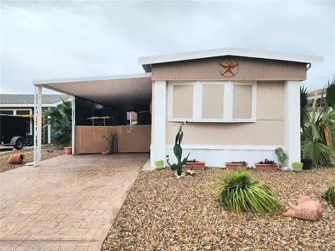 2102 E Bogey Dr, Mission, TX 78572