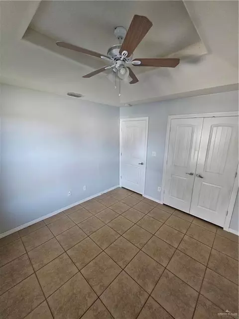 705 Emerald Dr, Pharr, TX 78577 photo 6