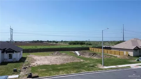 1414 Stirrup Cir, San Benito, TX 78586