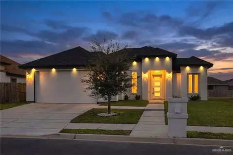 3817 Revilla St, Edinburg, TX 78542