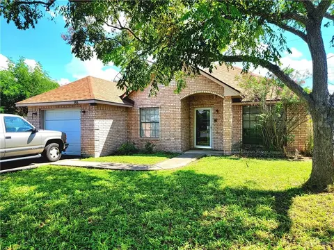 155 Sunrise Ln, Brownsville, TX 78521