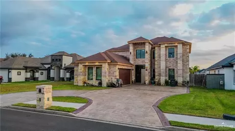 2117 Roman St, Mission, TX 78573