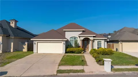 2427 Leanna Denae Ave, Mission, TX 78572