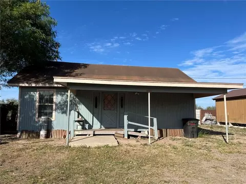 214 W Mesquite St, Sullivan City, TX 78595
