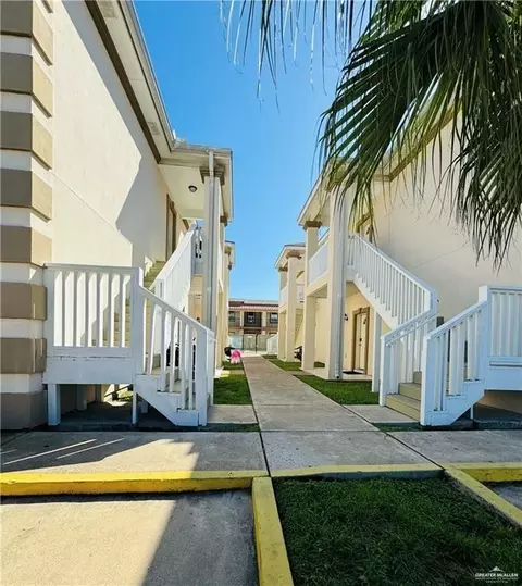 107 E Bahama Dr, South Padre Island, TX 78597
