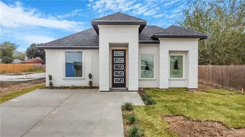1916 Trinity St, Donna, TX 78537