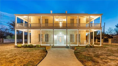 600 Mirasoles St, Rio Grande City, TX 78582