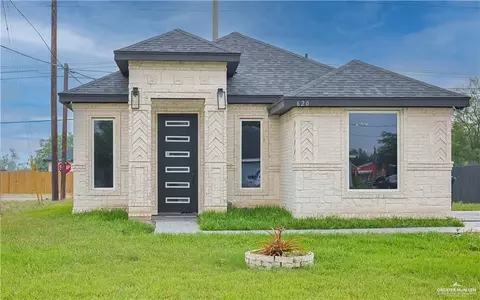620 N Oaxaca St, Alton, TX 78573