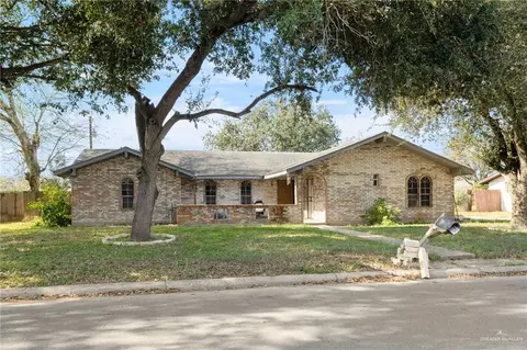 1302 S Ironwood St, Pharr, TX 78577