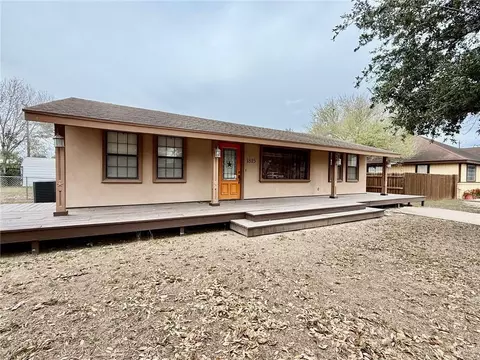 1815 Thornton St, Mission, TX 78572