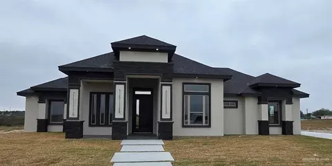 104 Peter Dr, Rio Grande City, TX 78582