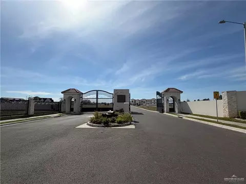1601 S Lea Ave, Edinburg, TX 78439