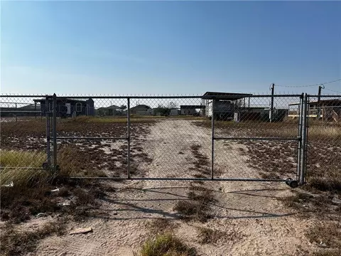 4811 El Camino St, Mission, TX 78574