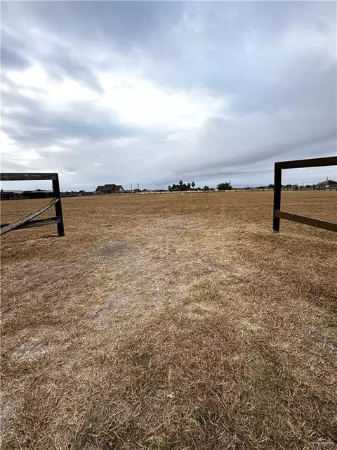 310 Nadia St, Weslaco, TX 78596