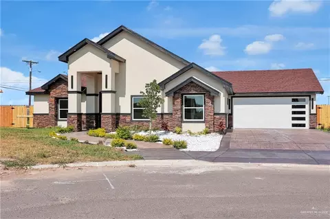 2209 N Gaytan Ave, Edinburg, TX 78542