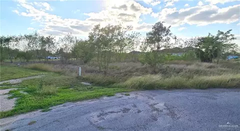 31015 Laureles Cir, Los Fresnos, TX 78566