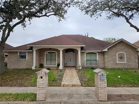 7105 N 4th St, Mcallen, TX 78504
