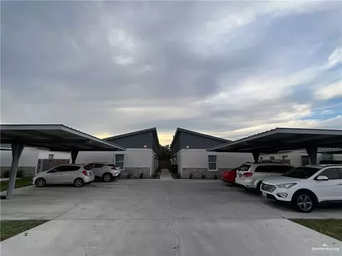 1514 Playa Dr, Weslaco, TX 78596