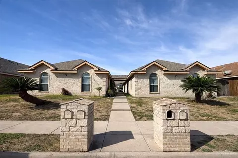 1100 S Palm Dr, Pharr, TX 78577