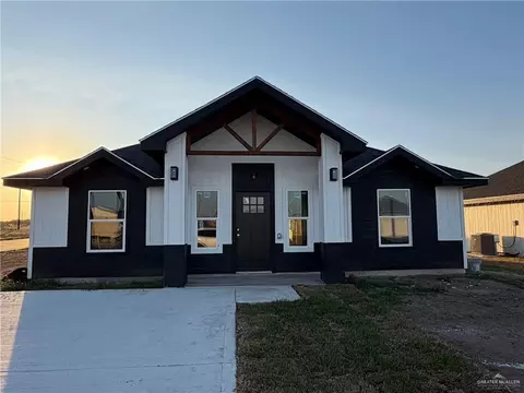 2382 Victoriano St, Weslaco, TX 78596