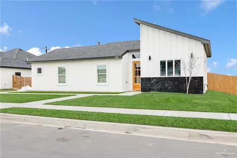 1117 E Costa Del Sol Ave, Edinburg, TX 78542