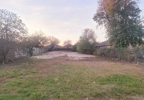 413 San Antonio Ave, Mission, TX 78572