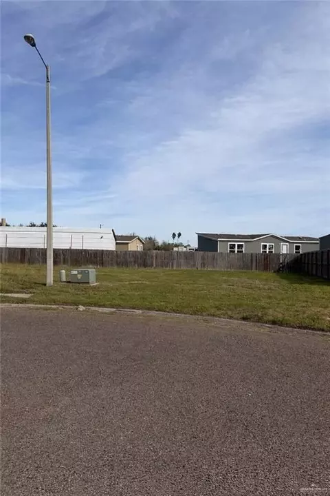 1808 Versailles Dr, San Juan, TX 78589