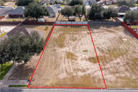 2103 Roman St, Mission, TX 78573