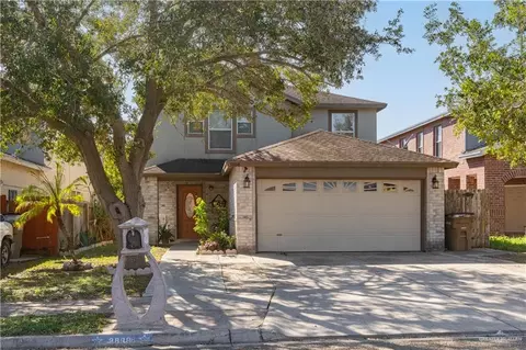 3808 Los Lagos Dr, Edinburg, TX 78542