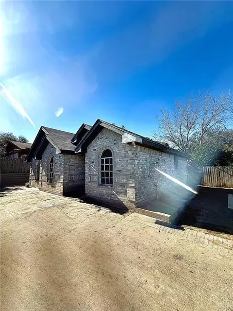 12809 Apache Dr, Mercedes, TX 78570