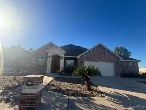 3114 Clubhouse Dr, Edinburg, TX 78542