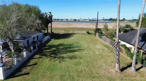 1423 Eisenhower Ave, Weslaco, TX 78599