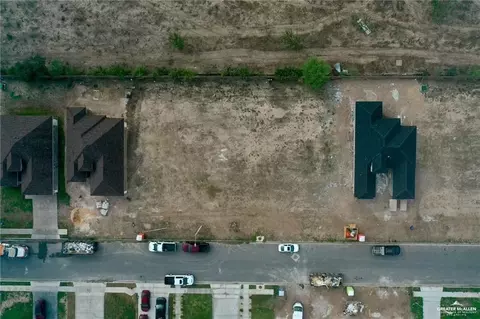 3613 Diamond Head Ave, Alton, TX 78573