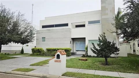 2213 S 48th St, Mcallen, TX 78503