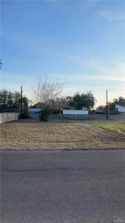 000 Jasper St, Rio Grande City, TX 78582