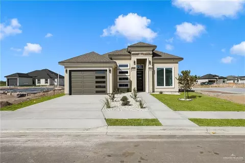 5709 N Gira Del Sol St, Edinburg, TX 78542