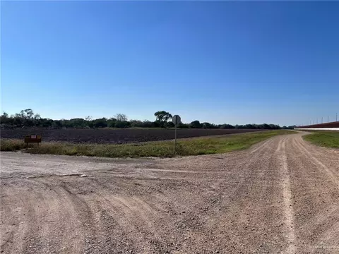 002 S Cage Blvd, Pharr, TX 78577 photo 12