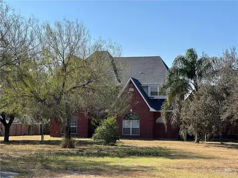 1215 S Tower Rd, Alamo, TX 78516