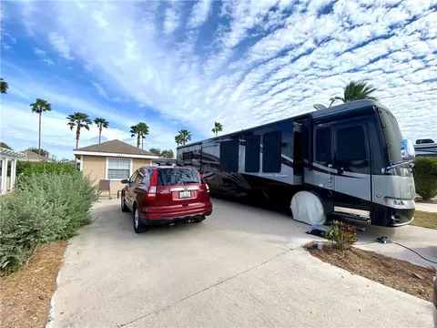 4004 Lark Dr, Mission, TX 78572
