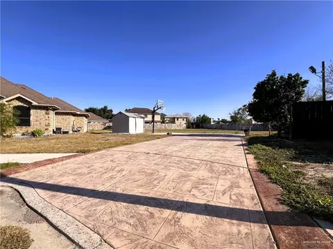 2430 Norma Dr, Mission, TX 78574