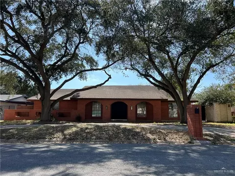 112 E Houston St, Mcallen, TX 78501