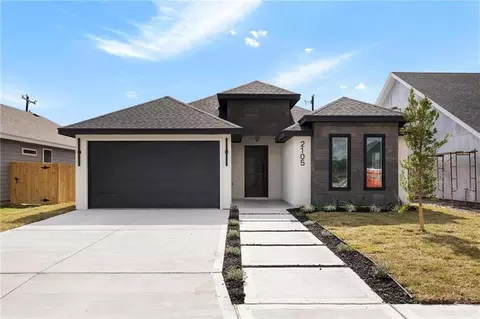2105 Blue Sky Dr, Weslaco, TX 78596