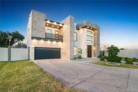 2805 Country Club Dr, Mission, TX 78572